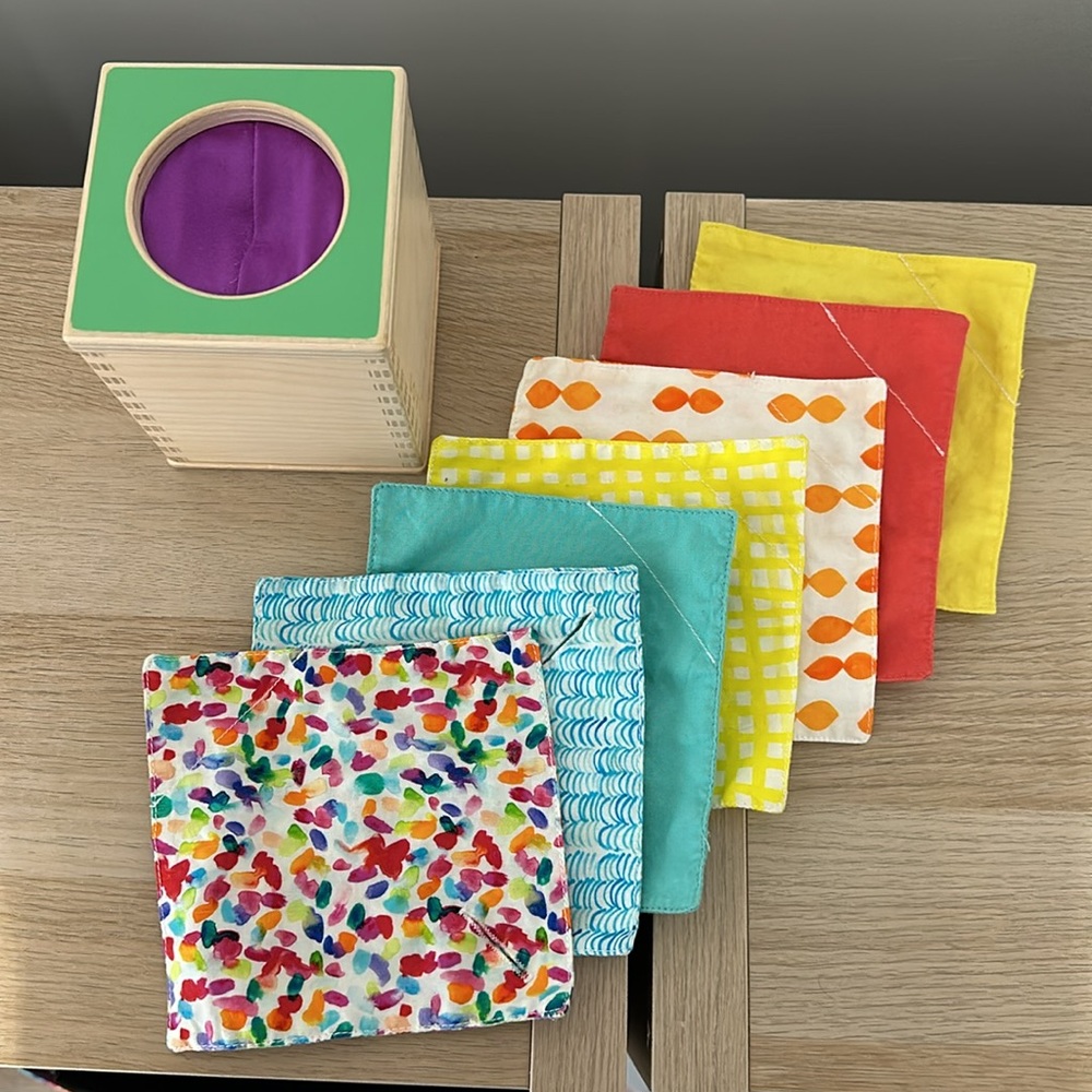 Lovevery Magic Tissue Box + Magic Tissues